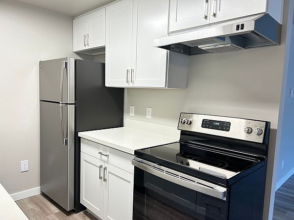 5th image of 421 SW Ambaum Blvd APT 201