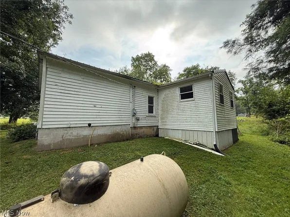 1027 Township Road 3475, Perrysville, OH 44864