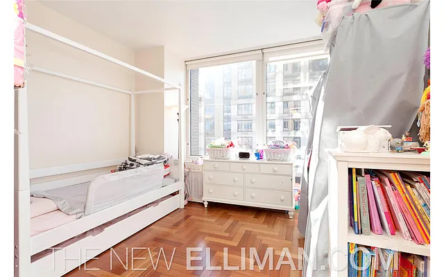 Rented by Douglas Elliman | media 6