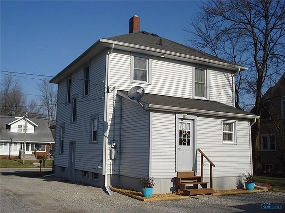 4th image of 1021 Woodlawn Ave