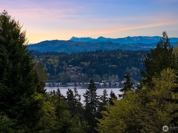 216 167th Place NE, Bellevue, WA 98008