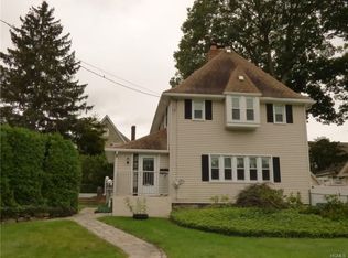 30 Brambach Ave, Scarsdale, NY 10583