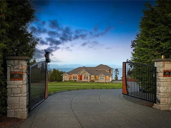 6480 Eagles Dr, Strathcona, BC V9J 1V4