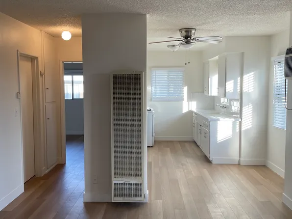 500 E Washington Blvd #16, Pasadena, CA 91104