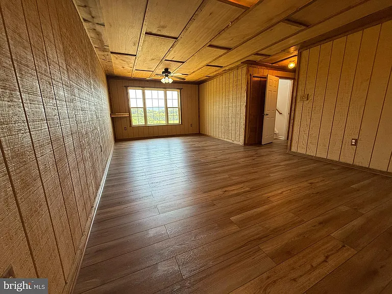 1183 River Bend Ct — Photo 16