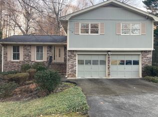 2422 Redcliff Way, Atlanta, GA 30338