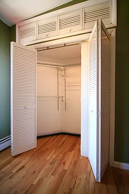 Rented by Space Real Estate | media 33