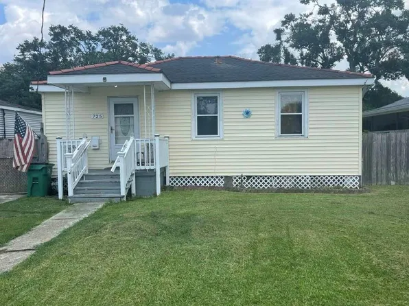 725 Thirba St, Metairie, LA 70003