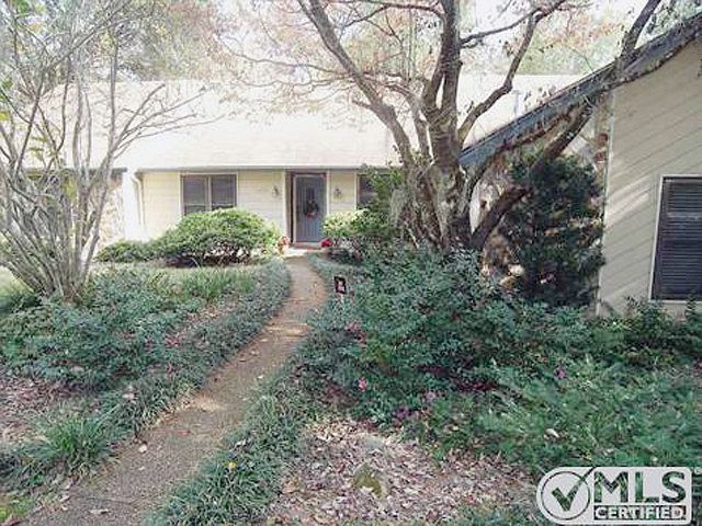 1st image of 2601 Noble Dr
