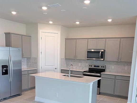 3rd image of 1526 Timber Leaf Rd