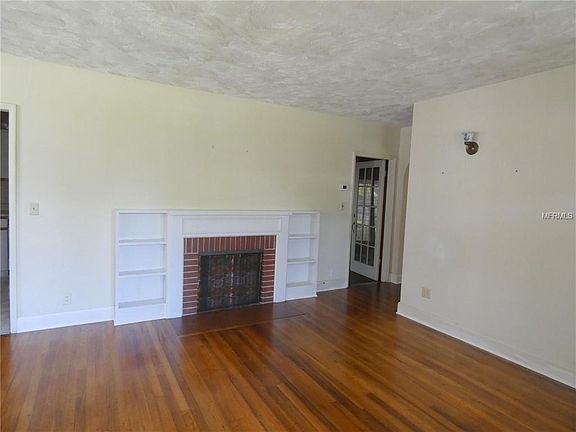 4th image of 1112 23rd Ave N