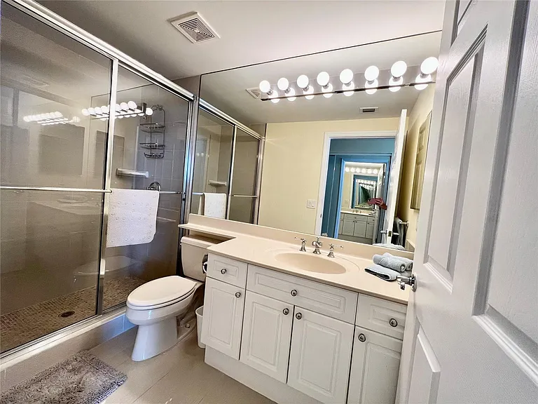 6001 N Ocean Dr #706 — Photo 30