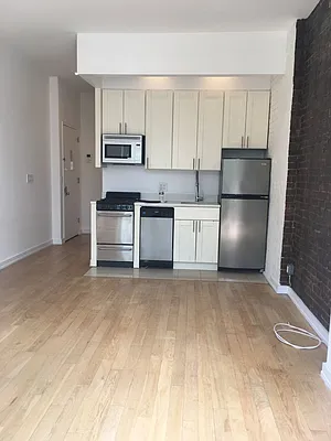 Rented by Sky Management | media 25