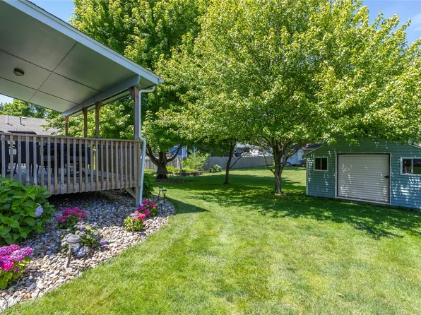 1006 SE Peterson Dr, Ankeny, IA 50021