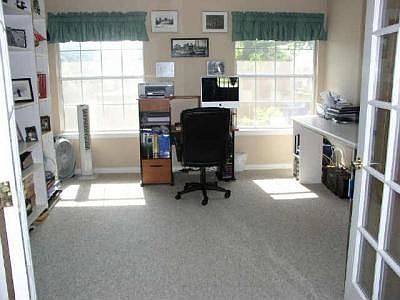 4th image of 145 Pecan Hollow Dr