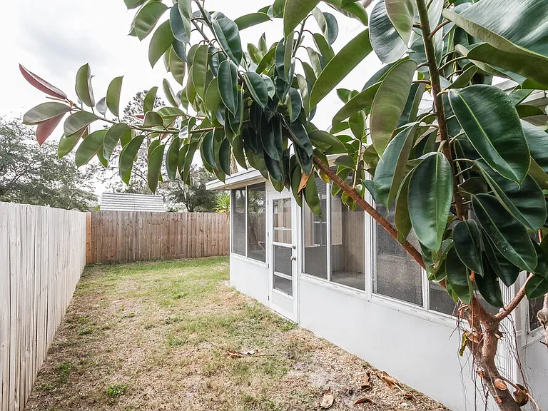 11104 Robin Lake Ct — Photo 14