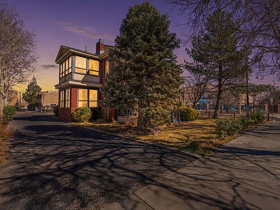 3rd image of 701 Roma Ave NW