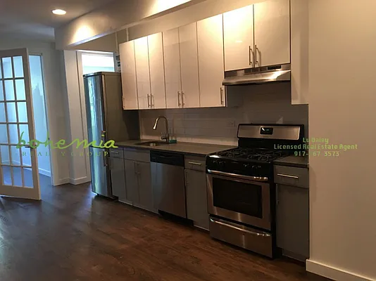 Rented by Bohemia Realty Group | media 11