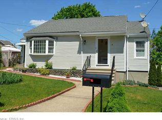 102 Ferndale Ave, Waterbury, CT 06708