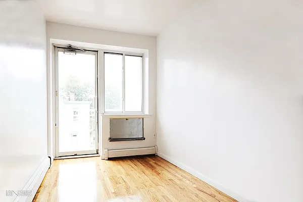 Rented by Citi Habitats | media 16