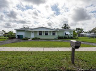 27821 SW 162nd Ct, Homestead, FL 33031