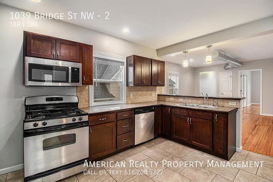 3 bed, 1150 sqft, $1,800 — Photo 4