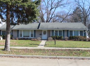 315 Kenilworth Ave, Glen Ellyn, IL 60137