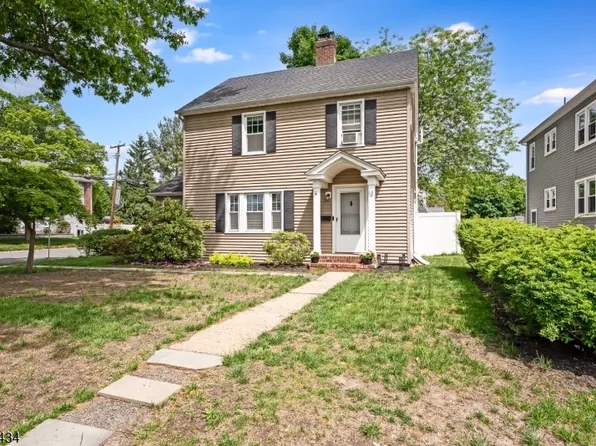 12 Raymond Rd, Morris Twp., NJ 07960