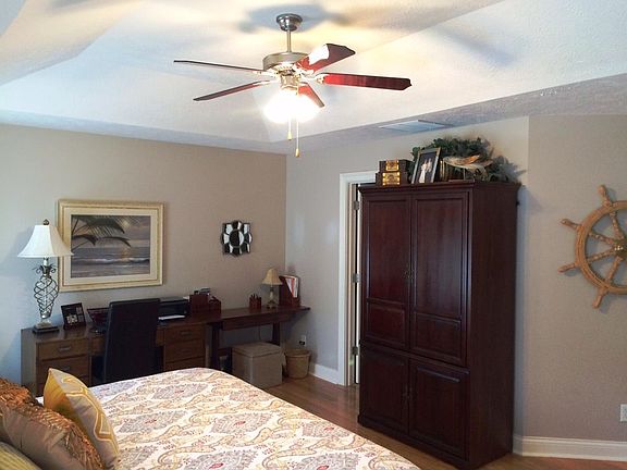 4th image of 4710 Mansfield Dr