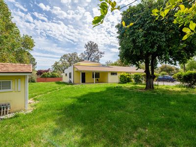 2855 Henderson Rd, Redding, CA, 96002