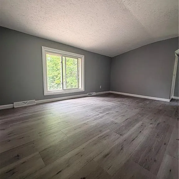 1399 Barlow Rd #2 — Photo 4
