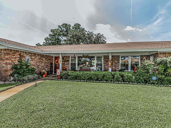 3rd image of 4136 San Remo Dr
