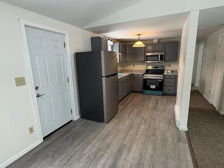 4161 Romeo Rd — Photo 21