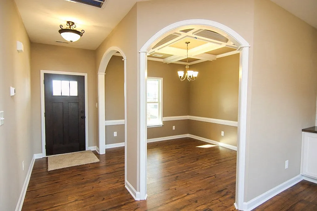 3 bed, 2.5 bath, 2140 sqft, $2,200 — Photo 4