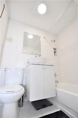 Rented by Buchbinder & Warren | media 10