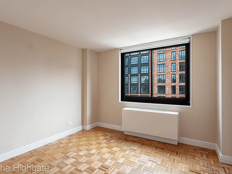 182 E 95th St #28A — Photo 2