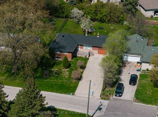365 Sandhurst Dr, Oakville, ON L6L 4L1