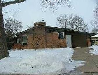 1st image of 747 Tamarack Ave NW