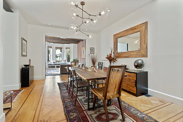 Sold by Compass | media 3