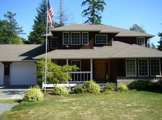 950 Hanstad Rd, Camano Island, WA 98282
