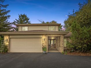 3032 E Poplar Ln, Crete, IL 60417