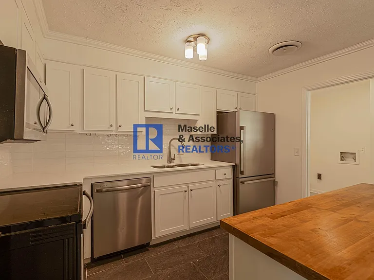 239 Traceland Dr — Photo 17