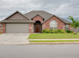 1211 Chattie Dr, Centerton, AR 72719