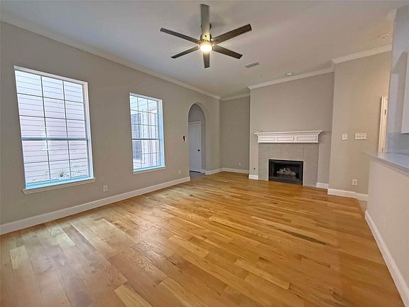 4th image of 8242 Library St