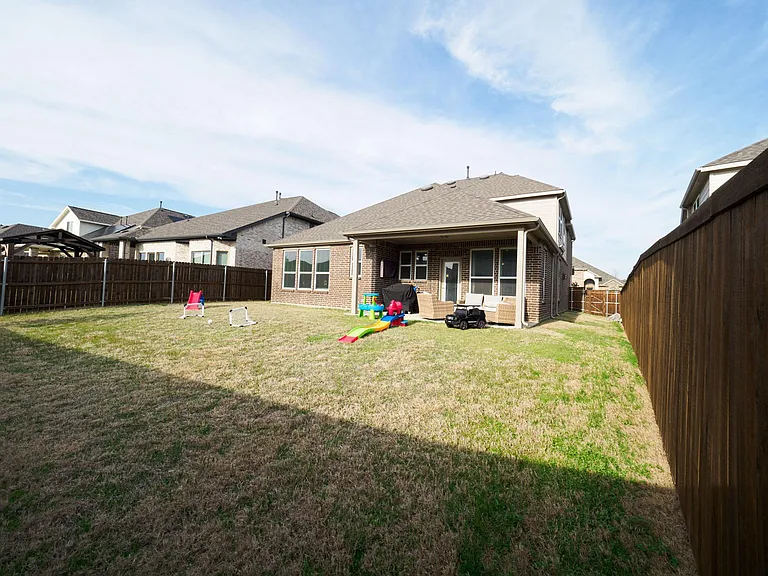 3110 Linham Dr — Photo 40