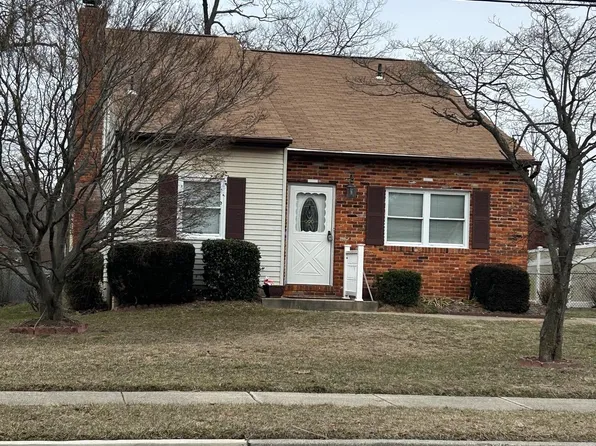 792 Stevenson Rd, Severn, MD 21144