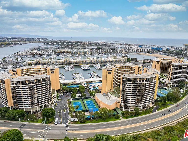 4265 Marina City Dr #415 — Photo 54