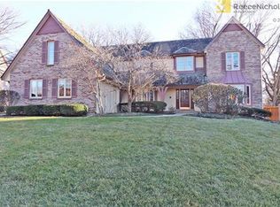 8317 Outlook Ln, Overland Park, KS 66207