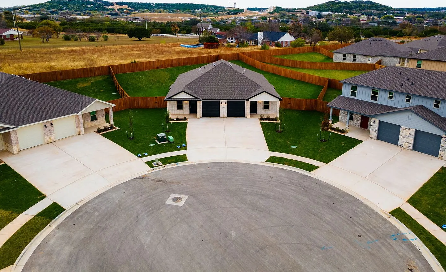 111 Levi Court — Photo 3