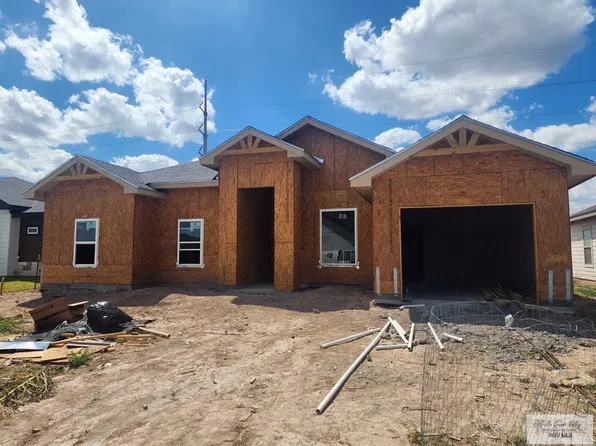 17855 Spruce St, Combes, TX 78552